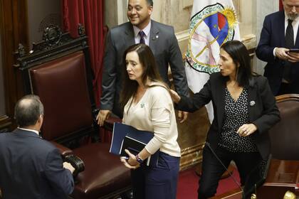 Rechazo de la cámara de Senadores al DNU 23/70 del poder Ejecutivo