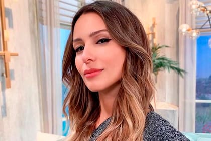 Recién llegada de su luna de miel, la conductora de Pampita Online se refirió a la elección de Nicole Neumann como su reemplazo en el "Súper Bailando"