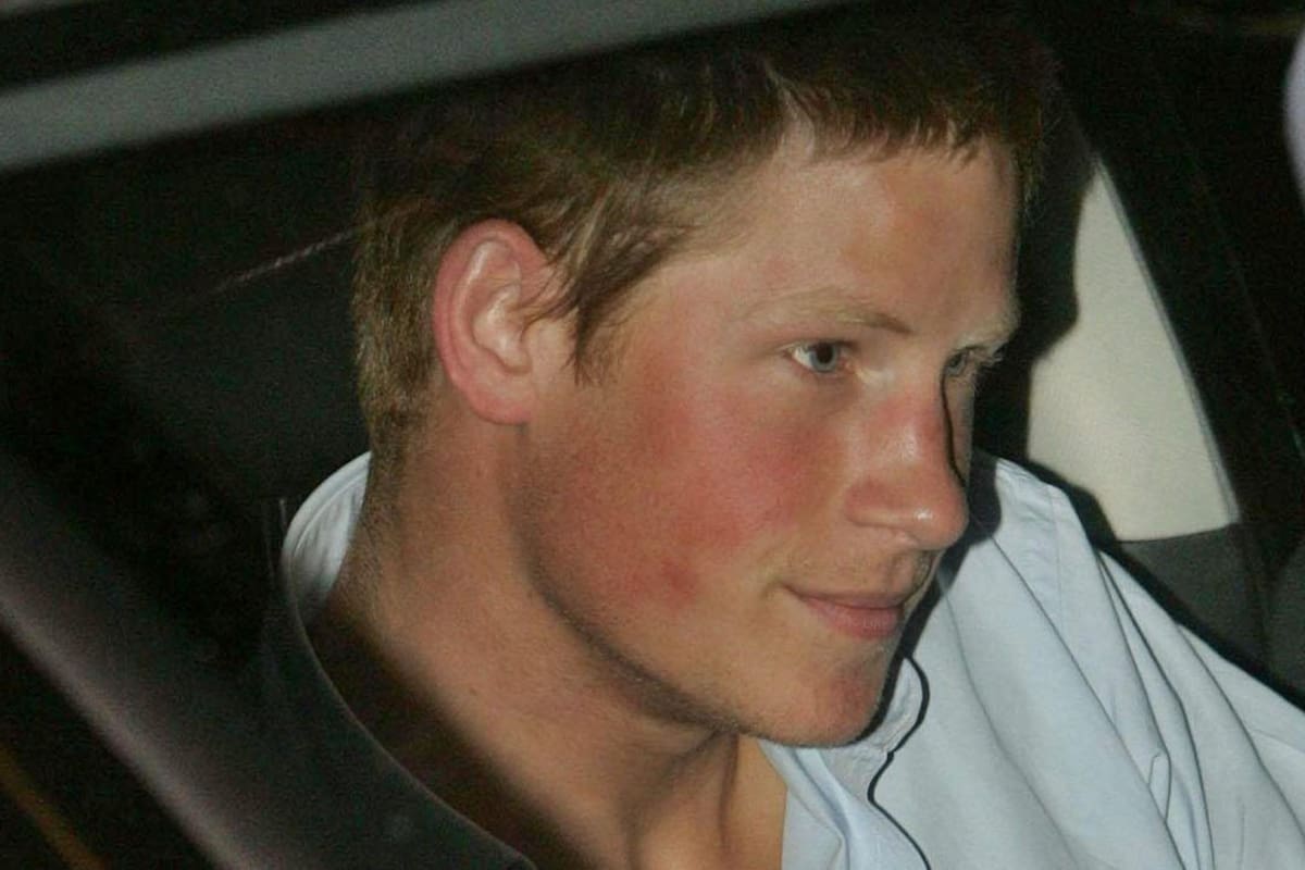 Recién llegado al aeropuerto de Heathrow los medios británicos hablaban sobre la polémica creada por los incidentes de seguridad por sus "continuas escapadas nocturnas"