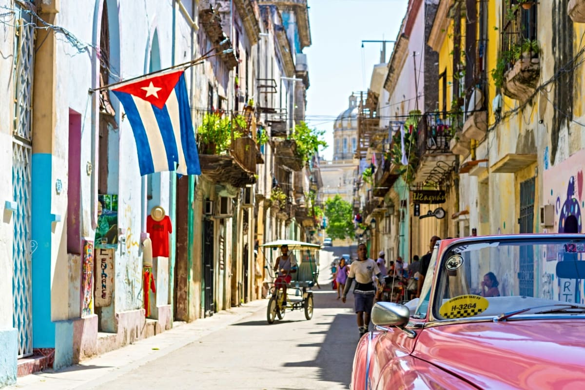 Recientemente, el gobierno cubano dio a conocer dos proyectos de ley: uno de extranjería y otro de migración