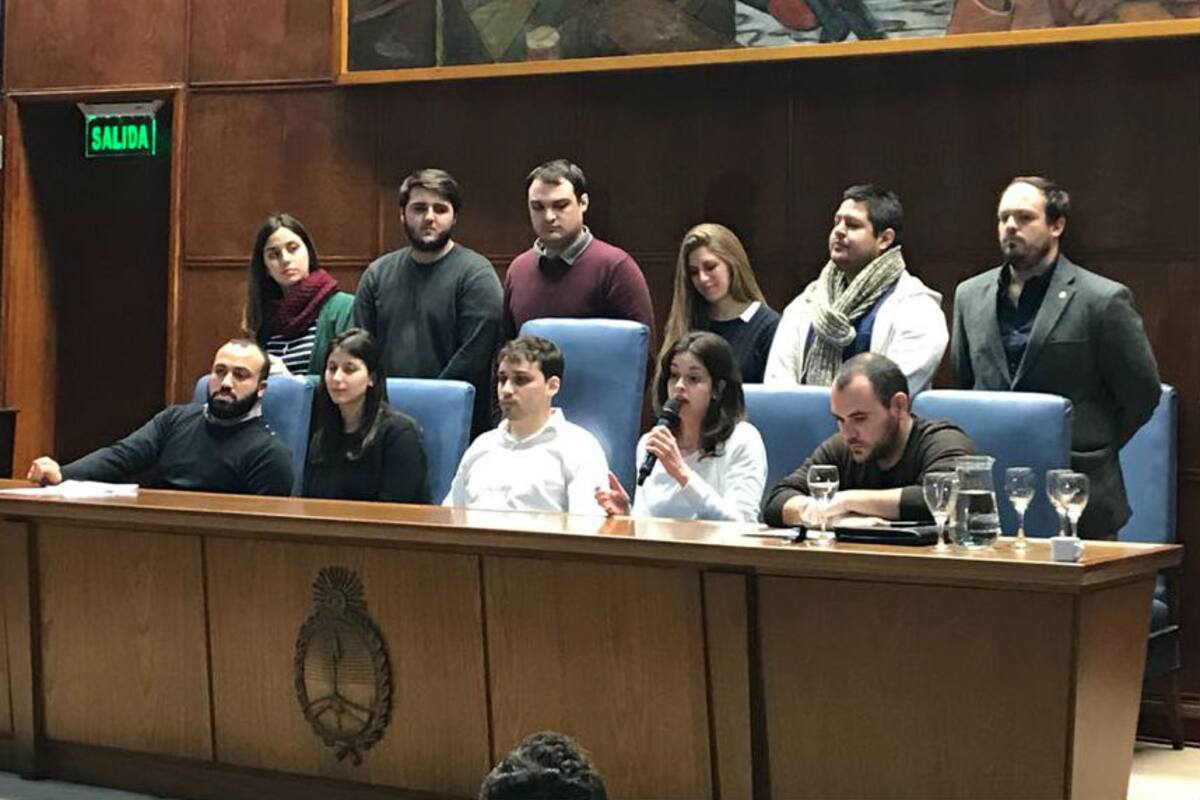 Reclamaron por la ausencia de balances y actas y por el elevado costo de las fotocopias de los apuntes