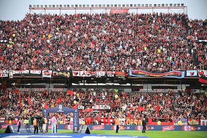 Reclamo al “Chiqui” Tapia: Colón solicitó que se anule el descenso del club