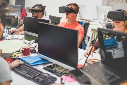 Reclutamiento - Soluciones empresarias: Esta tecnología gana cada vez más terreno en el mundo corporativo para entrevistar a un candidato o realizar acciones de formación