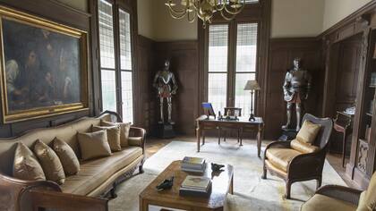 El embajador de Brasil, Sérgio França Danese, vive en el segundo y tercer piso y reserva la planta baja y el piano nobile (primer piso) para cócteles y ceremonias protocolares