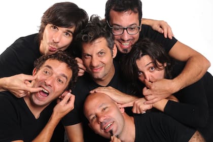 Los Raviolis cantan una Misa Raviolera