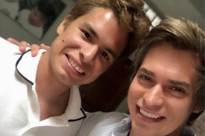 Reconciliados: Carlos Baute con su hijo José Daniel Arellán