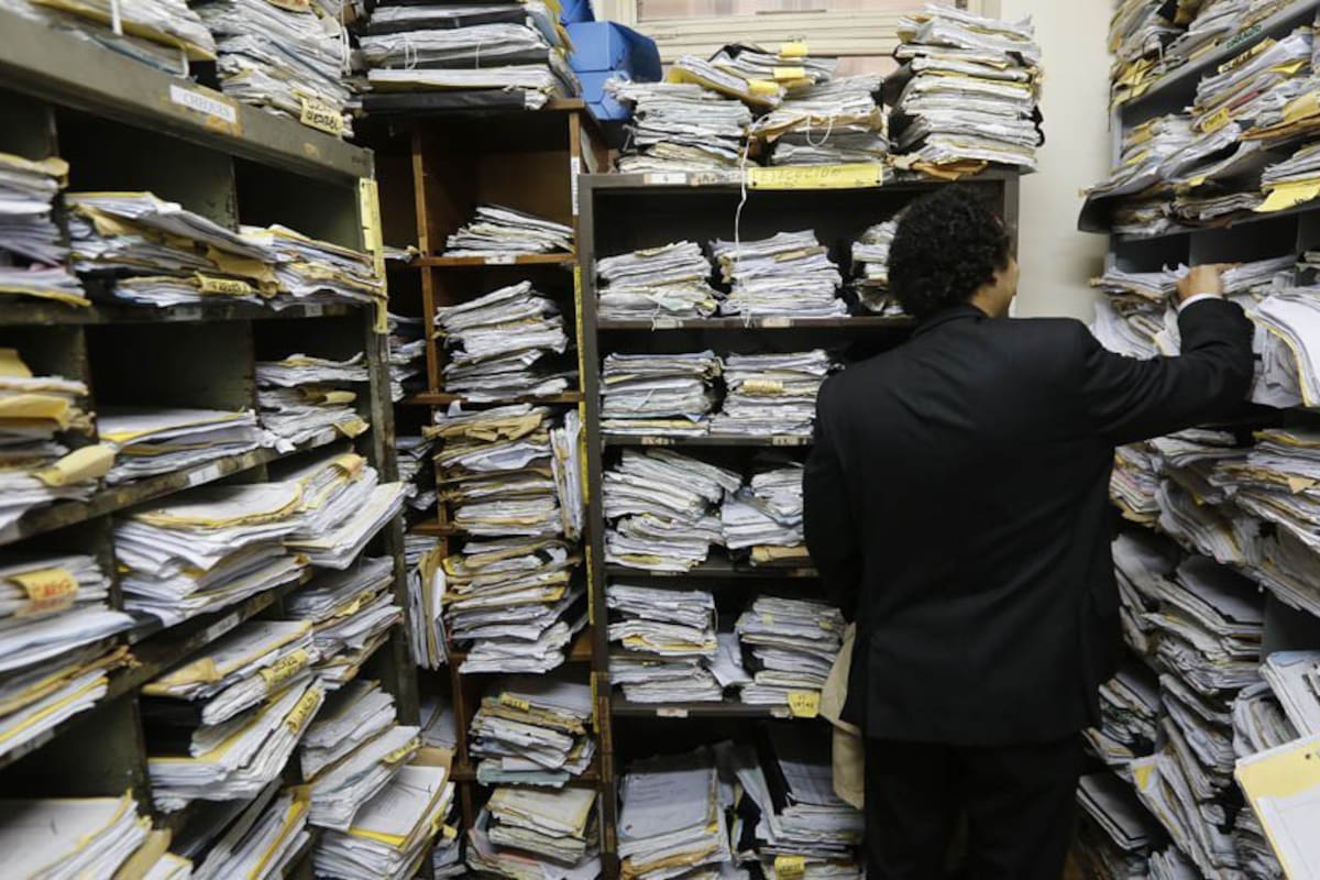 Recorrida de distintos despachos de tribunales donde se acumulan expedientes de juicios laborales,
