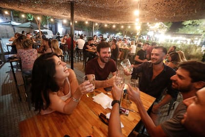 Recorrida por bares de Buenos Aires de los barrios de Nuñez y Recoleta