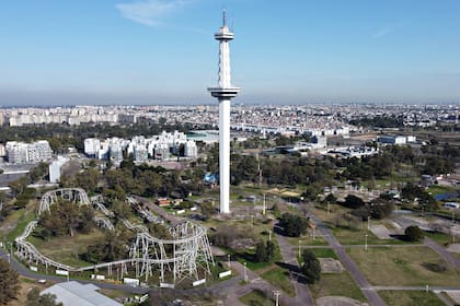 Recorrida por el ex parque de juegos Interama