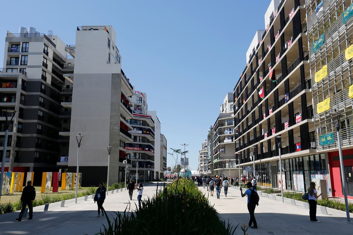 Recorrida por la Villa Olímpica