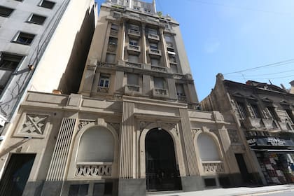 Recorrido dentro de la Torre Saint, Peron 2630