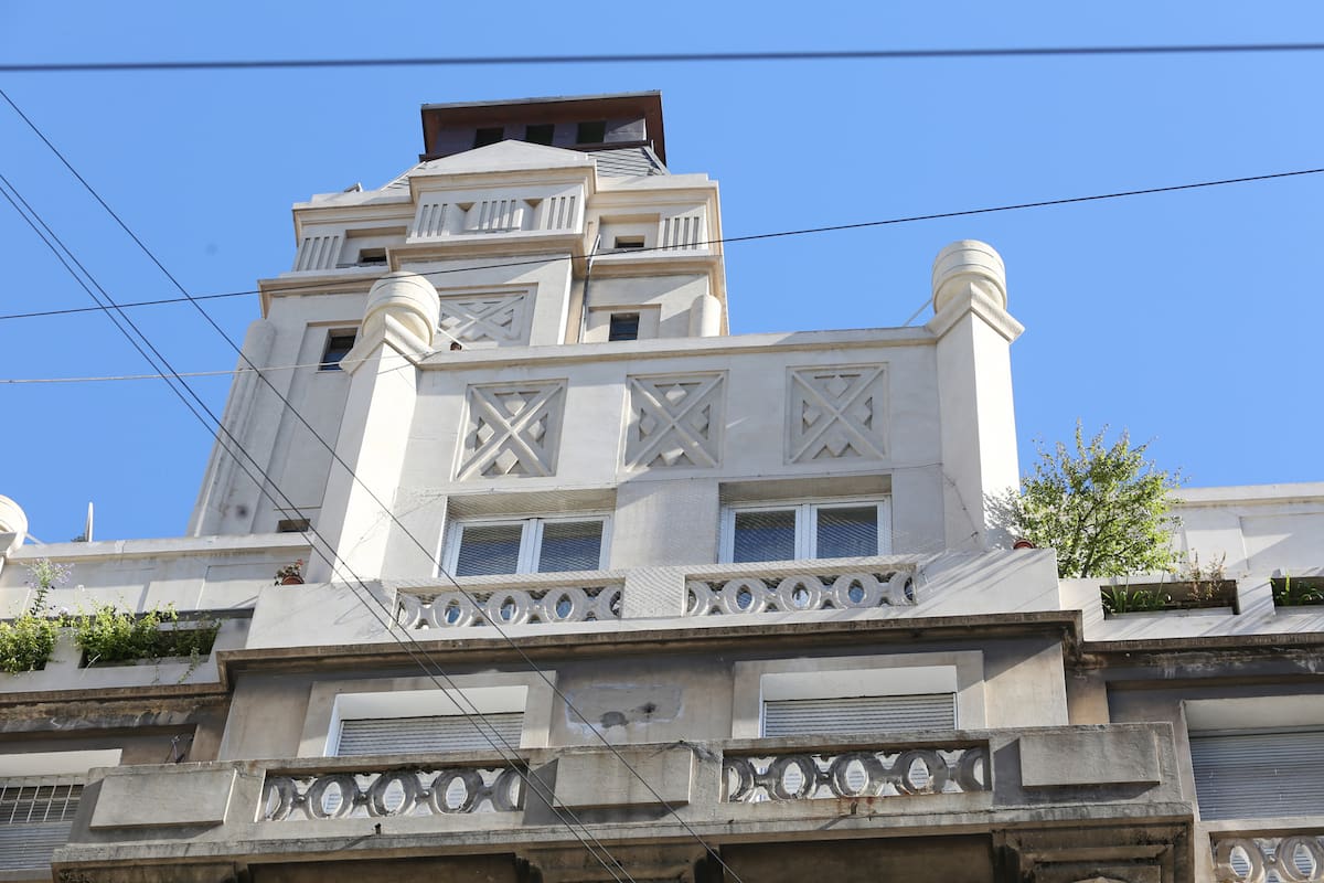 Recorrido dentro de la Torre Saint, Peron 2630