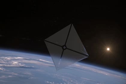 Recreación artística que muestra la nave espacial Advanced Composite Solar Sail System navegando en el espacio, para lo que utiliza la energía del Sol. / NASA | Ben Schweighart