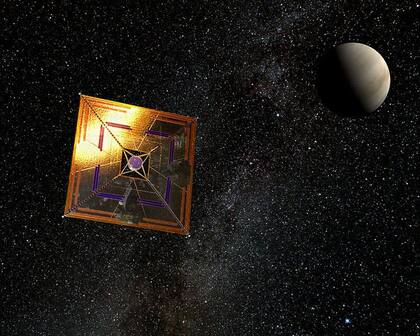 Recreación de la sonda espacial japonesa IKAROS en vuelo. Esta sonda espacial experimental está impulsada parcialmente por una vela solar