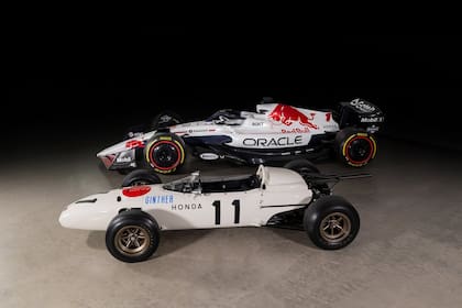 Red Bull presentará un diseño especial en el Gran Premio de Japón inspirado en el modelo icónico del Honda RA272, la marca socia de motores de la escudería austríaca