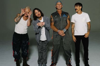 Red Hot Chili Peppers lanza disco el próximo 1° de abril