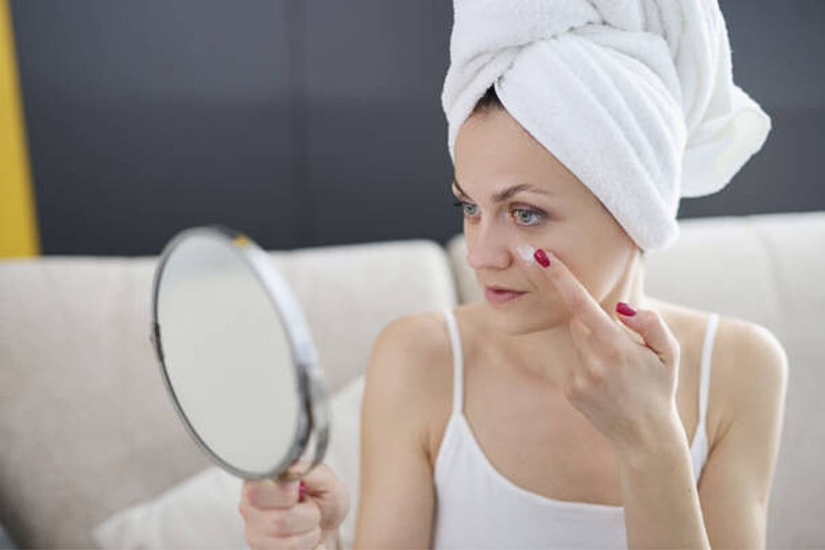 Reducí las bolsas debajo de tus ojos con estas simples recomendaciones
