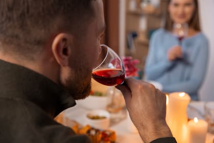 Reducir el consumo de ciertos alimentos puede ser beneficioso para las personas que sufren de migrañas