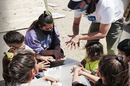 Rocío conoció a Módulo Sanitario por unas amigas y decidió colaborar por la confianza que le generaba; esta ONG construye baños y brinda herramientas y capacitación de higiene en barrios en situación de vulnerabilidad