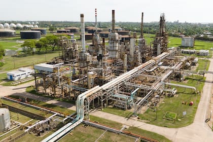 Refinería de YPF en San Lorenzo