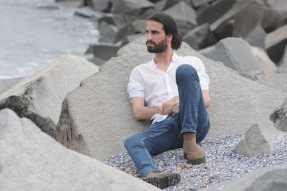 Reflexivo, Franco cuenta que fue una gran experiencia su paso por la serie "Margarita", la nueva ficción de Cris Morena. "Aprendí y viví cosas que me marcaron para siempre", confiesa.