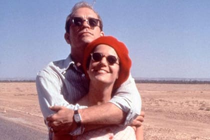 Refugio para el amor, con John Malkovich y Debra Winger