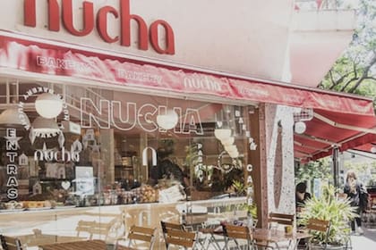 El legado de Regina Vaena, la bioquímica que creó una marca que resignificó la merienda: “Me levantaba a las 3 de la mañana”