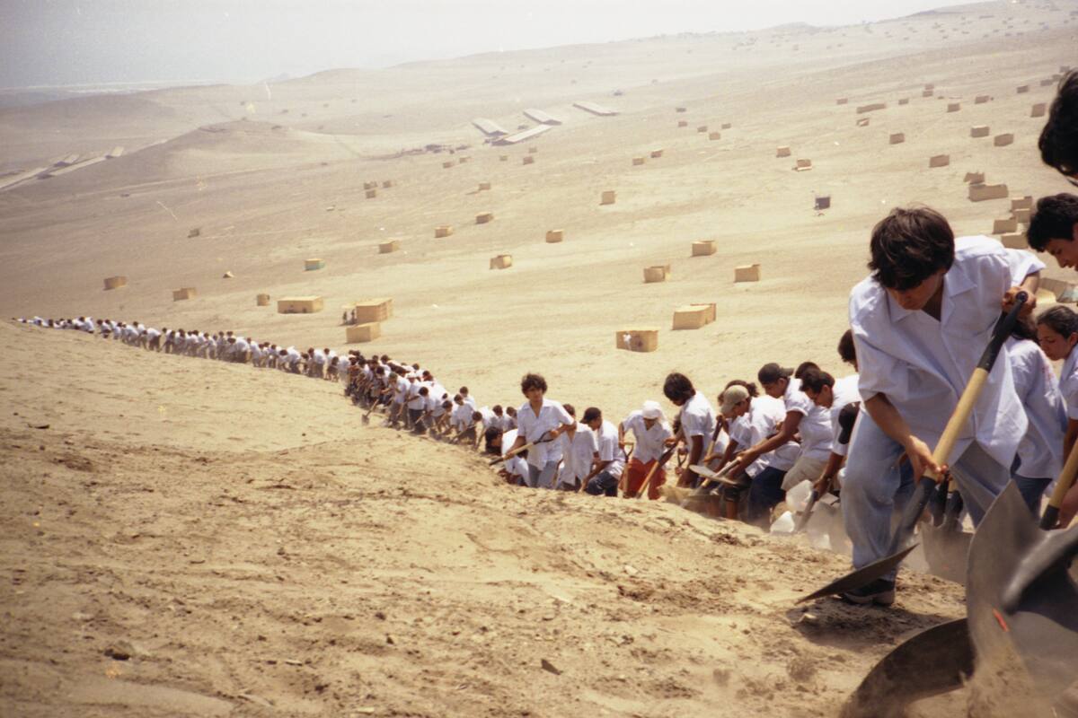 Registro de la acción Cuando la fe mueve montañas (2002)