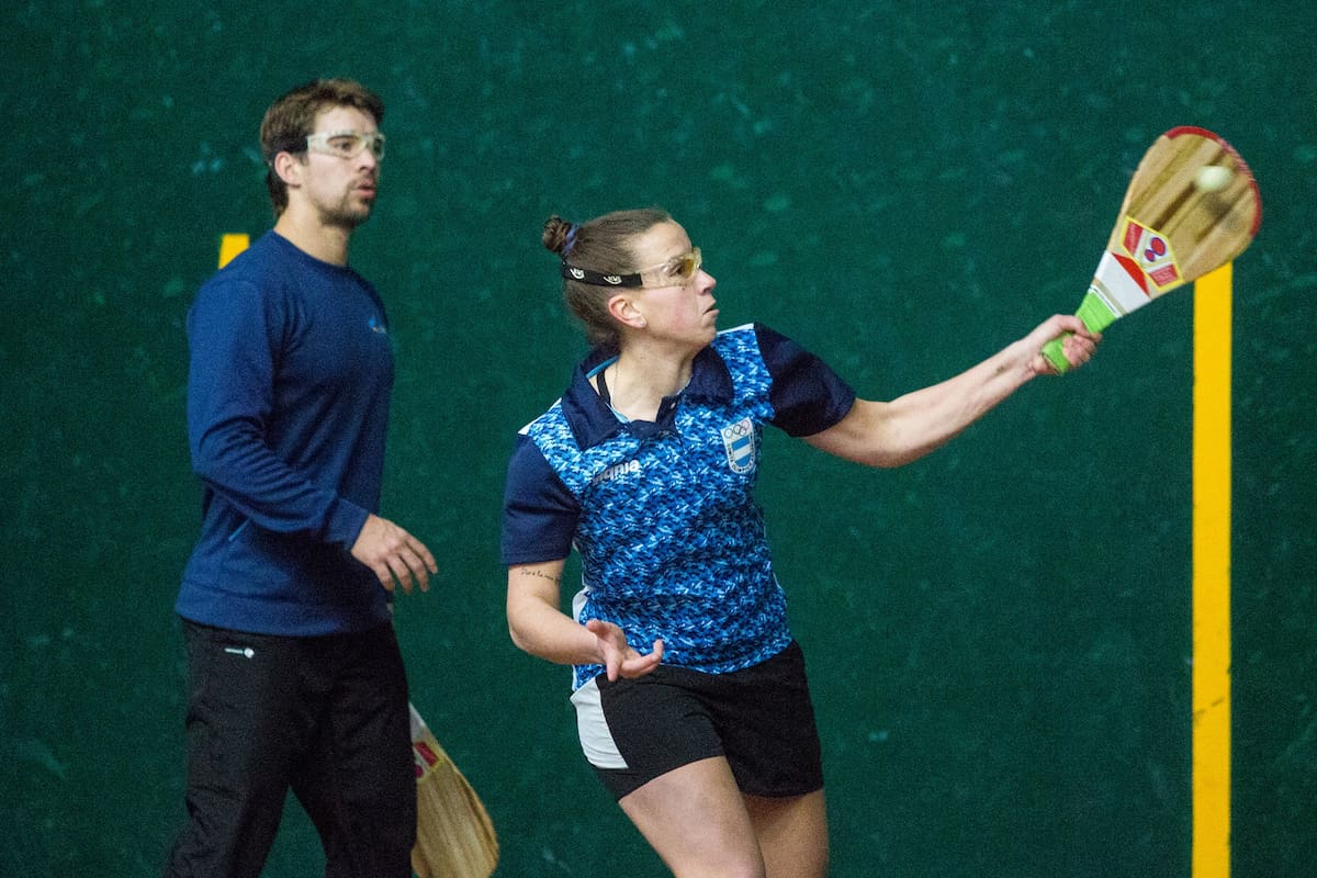 Regresa la pelota, un deporte que aportó a la Argentina 19 medallas entre Mar del Plata 1995, Santo Domingo 2003 y Guadalajara 2011; en la imagen, Melina Sphan en acción.