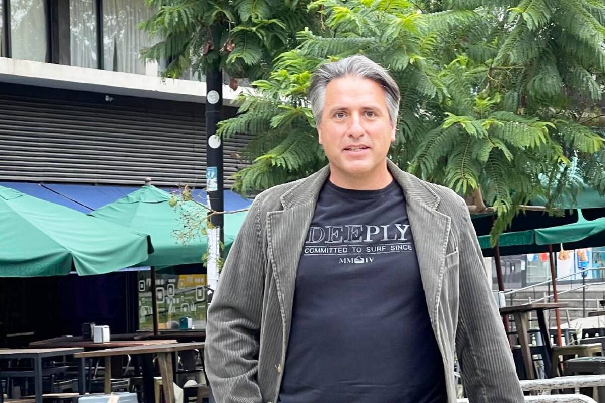 Regresar para saldar deudas.