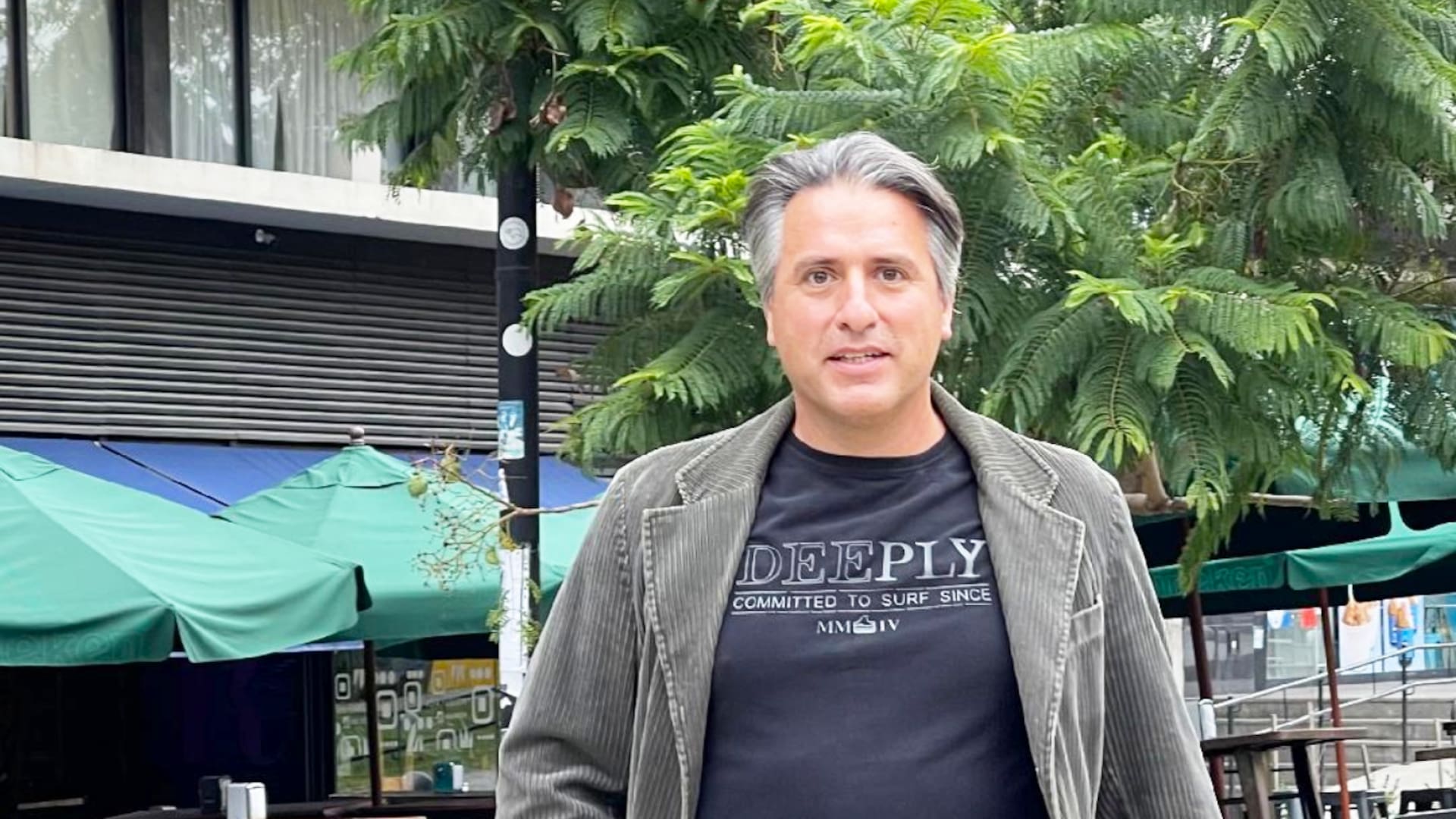 Regresar para saldar deudas.
