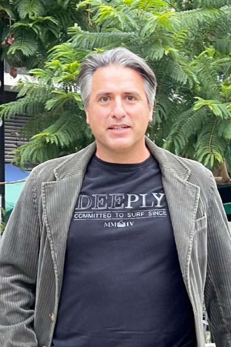 Regresar para saldar deudas.