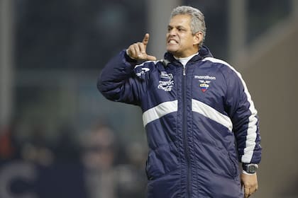 Reinaldo Rueda dejó de ser el DT de Ecuador