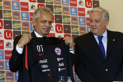 Reinaldo Rueda fue presentado oficialmente como entrenador de la Selección de Chile en reemplazo de Juan Antonio Pizzi