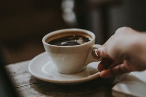 Relató lo que le pasa cada vez que pide café con hielo en Italia y sorprendió a todos.