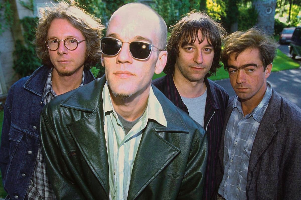 REM grabó la canción en la segunda mitad de los años 80; ante el avance del coronavirus, el clásico regresó a las radios y escaló en las plataformas de streaming