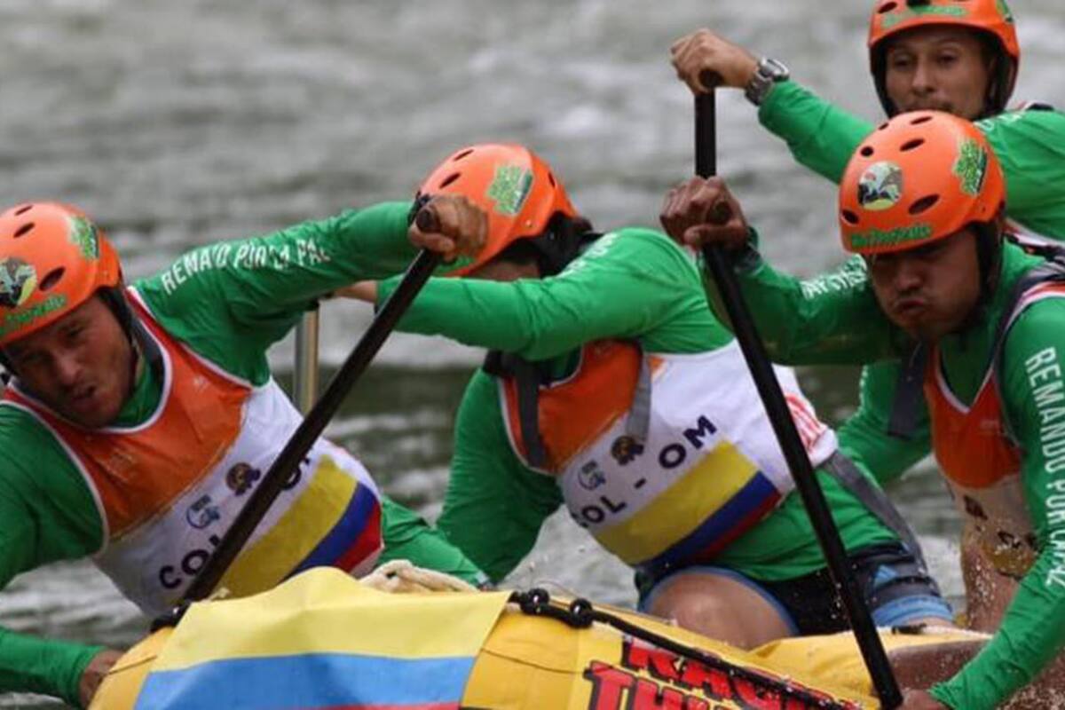 Remando por la paz es un equipo de rafting de excombatientes de las FARC que compite a nivel internacional