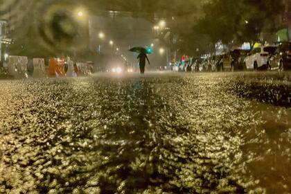 Remanentes del huracán Ida pasaron por encima de la ciudad de Nueva York y provocaron intensas lluvias.