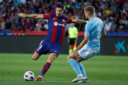Remata Robert Lewandowki; Barcelona se cruzará con Osasuna en la segunda semifinal por la Supercopa de España; en la definición espera Real Madrid.