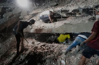 Remoción de escombros transcurre con precaución en Venezuela, mientras sube cifra de muertos a 4333