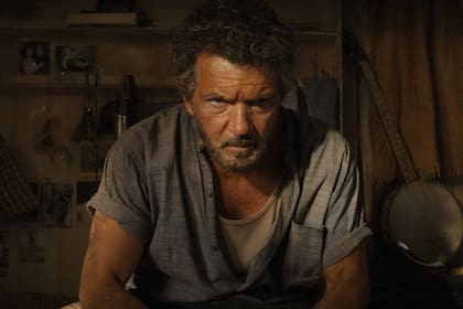 Renaldo (Antonio Banderas)