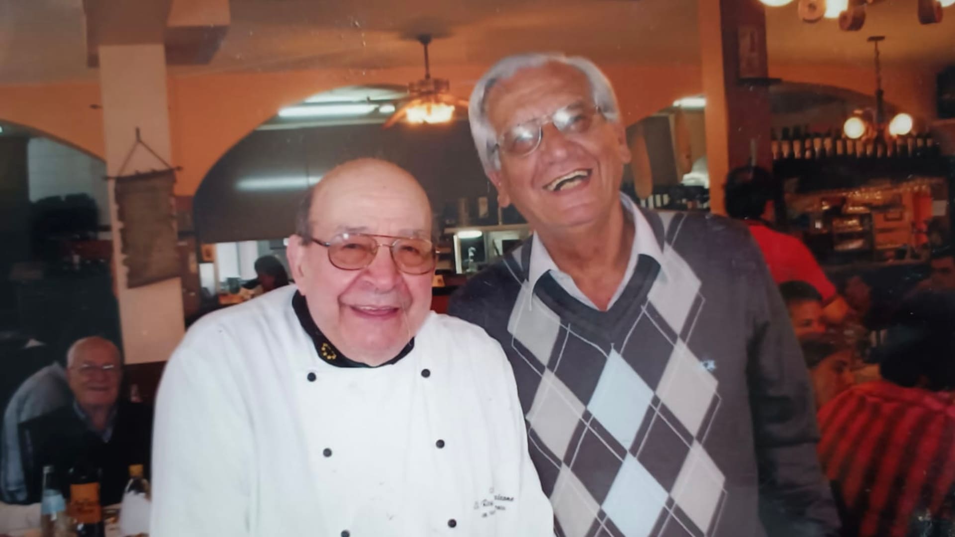 Renato, el rey del calzone siempre fue un gran anfitrión.
