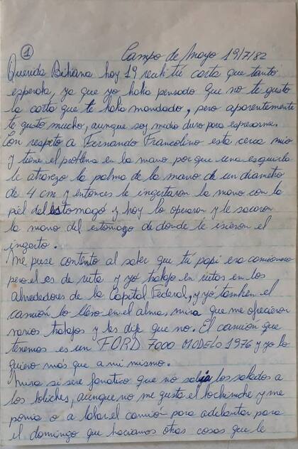 Renato respondía con mucha ilusión las cartas de Bibiana