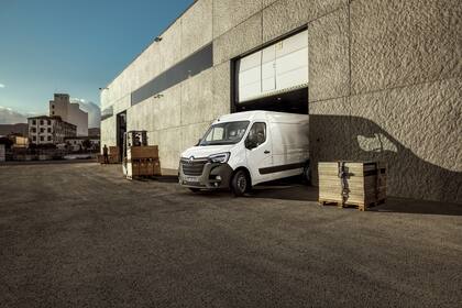 Renault actualizó el utilitario Master