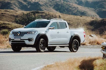Renault Alaskan Outsider
