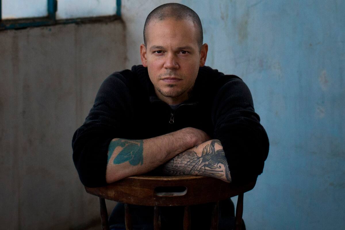 René Pérez compartió una foto junto a su nueva novia