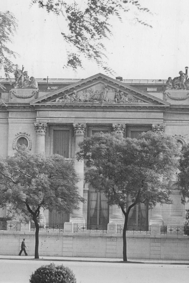 René Sergent, responsable de la obra magnífica del Palacio Errázuriz Alvear, también fue el arquitecto de los Palacio Bosch, Sans Souci, y de la mansión Álzaga Unzué.