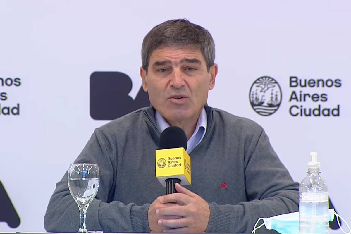 Reporte de casos en CABA. Fernán Quirós.