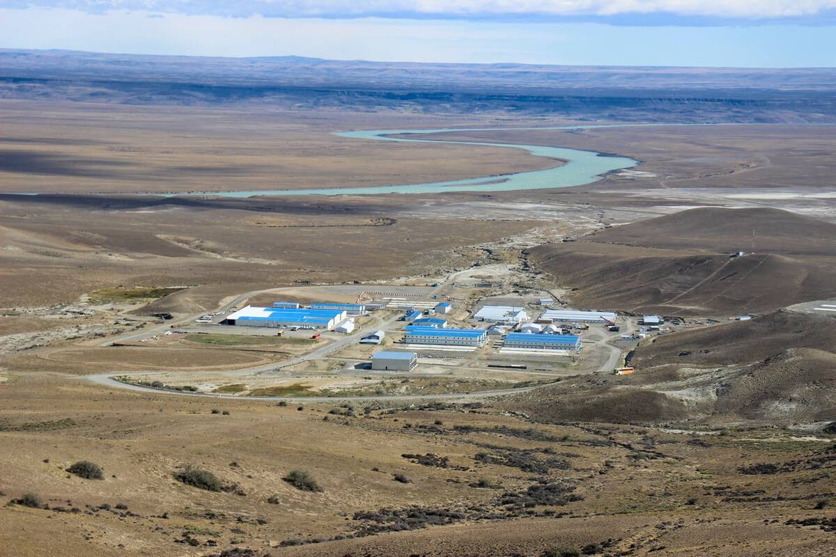 Represas Cóndor Cliff y La Barrancosa