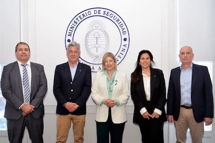 Representantes de la Sociedad Rural Argentina y funcionarios del Ministerio de Seguridad se reunieron para avanzar en una agenda de trabajo sobre la inseguridad en el campo